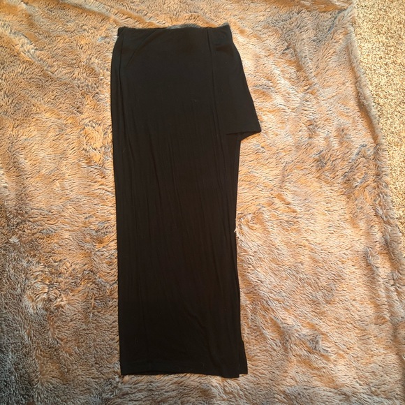 BCBGENERATION Maxi skirt - Picture 2 of 3